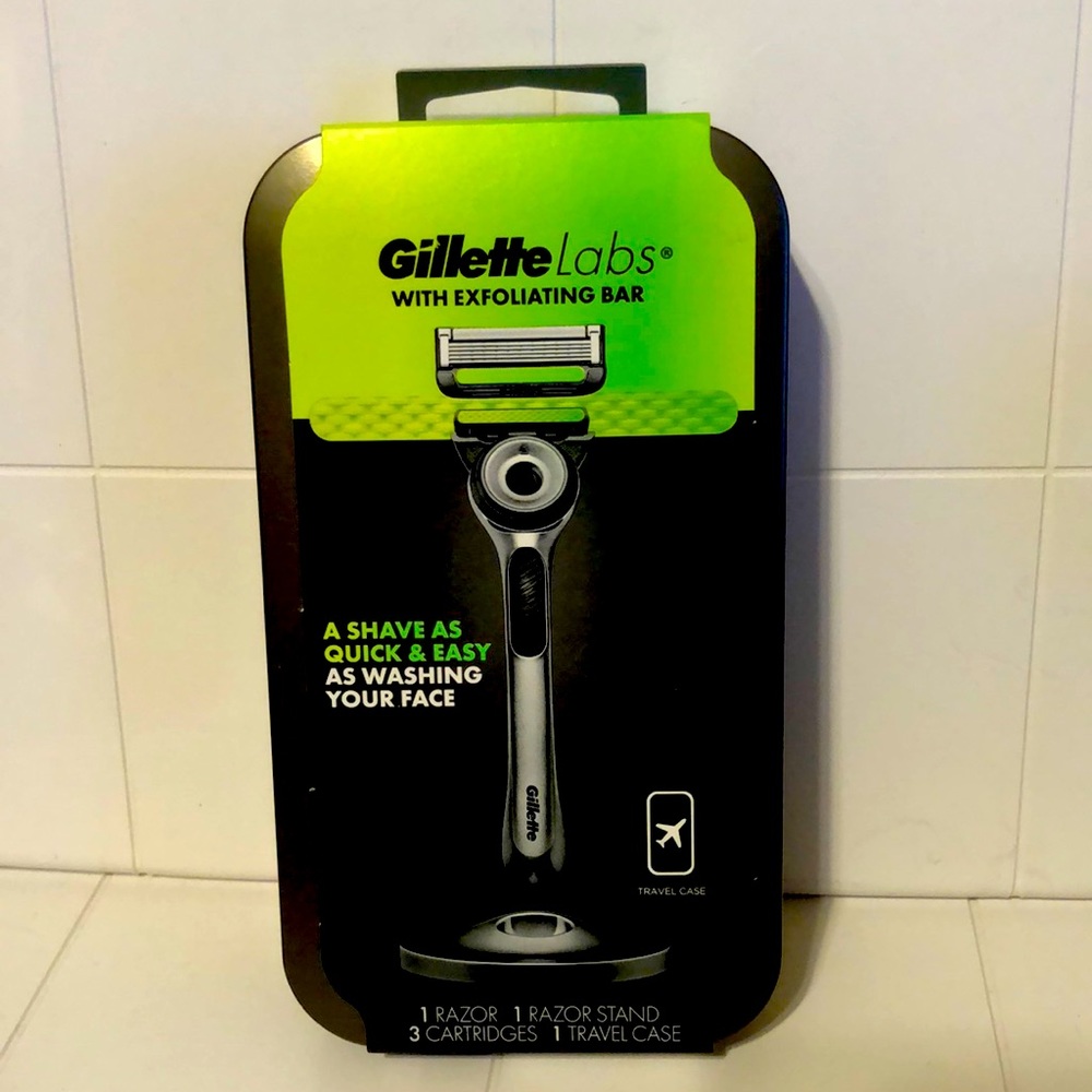 GILLETTE Labs Razor & Case - NEW